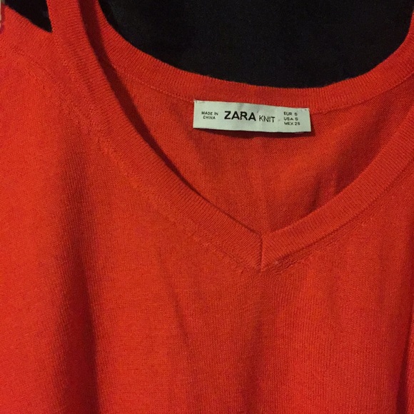 Cold shoulder long sleeve shirt - Picture 7 of 8